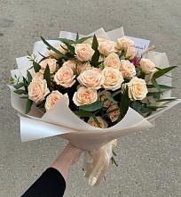 Букет Кремовые розы Латте в Мариинске