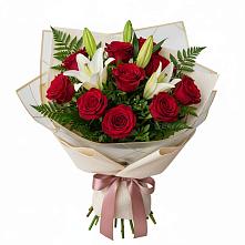 Букет цветов из:  Лилии и Розы в Мариинске