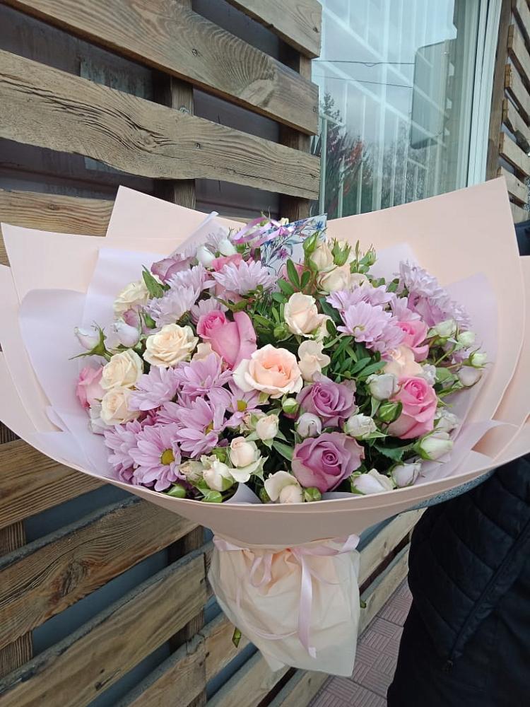 Букет цветов из: Розы и Хризантемы в Мариинске