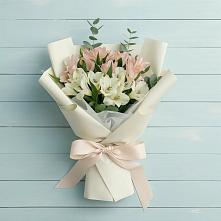 Букет цветов из:  Альстромерии #REPLACE_PRED# Мариинске