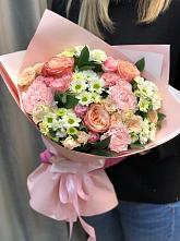 Букет нежные объятья в Мариинске Букет цветов из: Гвоздики, Розы и Хризантемы в Мариинске