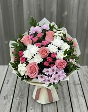 Букет цветов из:  Альстромерии, Гвоздики, Розы и Хризантемы в Мариинске