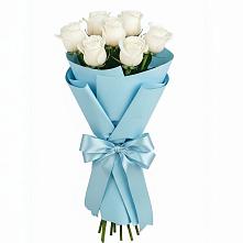 Букет 7 белых роз Проуд в Мариинске