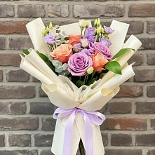 Букет цветов из:  Лизиантусы и Розы #REPLACE_PRED# Мариинске