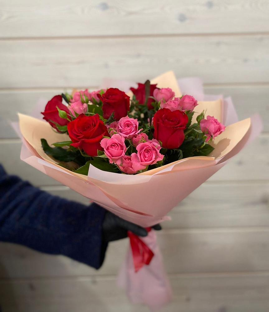 Букет цветов из: Розы в Мариинске
