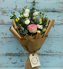 Букет цветов из:  Розы и Лизиантусы #REPLACE_PRED# Мариинске